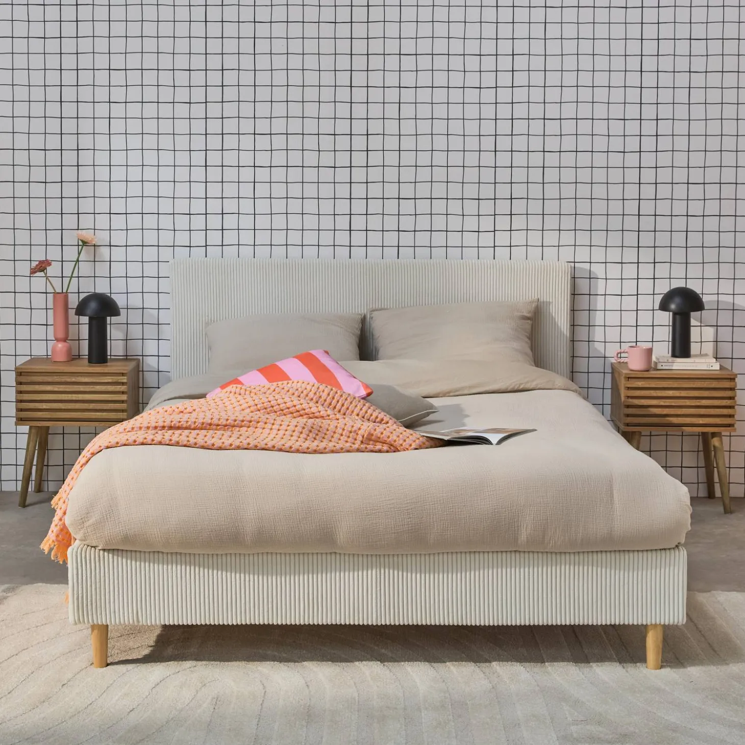 Bed met lattenbodem en hoofdeinde, 140x190cm corduroy