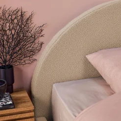 Bed met lattenbodem en hoofdeinde, 140 x 190cm