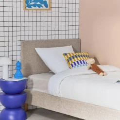 Bed met lattenbodem en hoofdeinde, stoffen afwerking