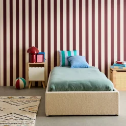 Bed met lattenbodem en hoofdeinde, bouclé afwerking, wit