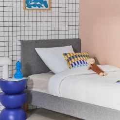 Bed met lattenbodem en hoofdeinde, stoffen afwerking