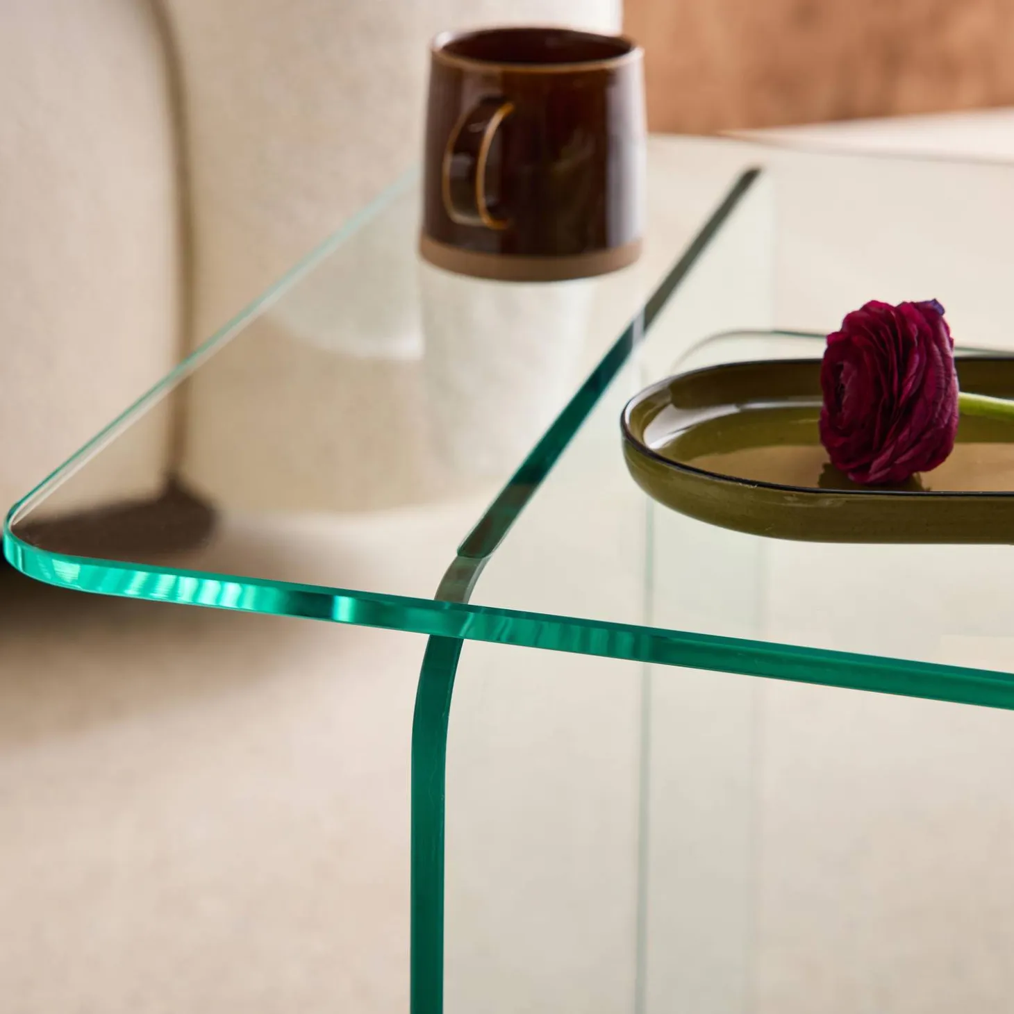 Bijzettafel vierkant gehard glas