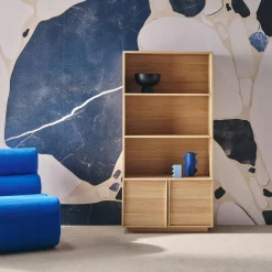 Boekenkast houtlook met 2 deuren 5 niveaus 80cm