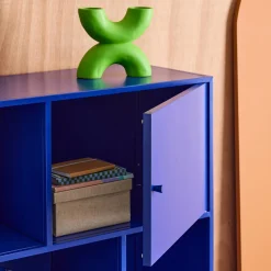 Boekenkast met 6 vakken en 2 deurtjes van metaal, industrieel