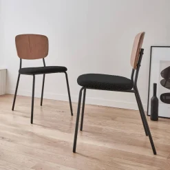 Bouclé zitting en houten rugleuning stoelen (set van 2)