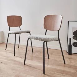 Bouclé zitting en houten rugleuning stoelen (set van 2)
