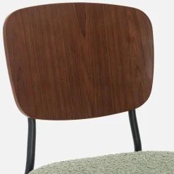 Bouclé zitting en houten rugleuning stoelen (set van 2)