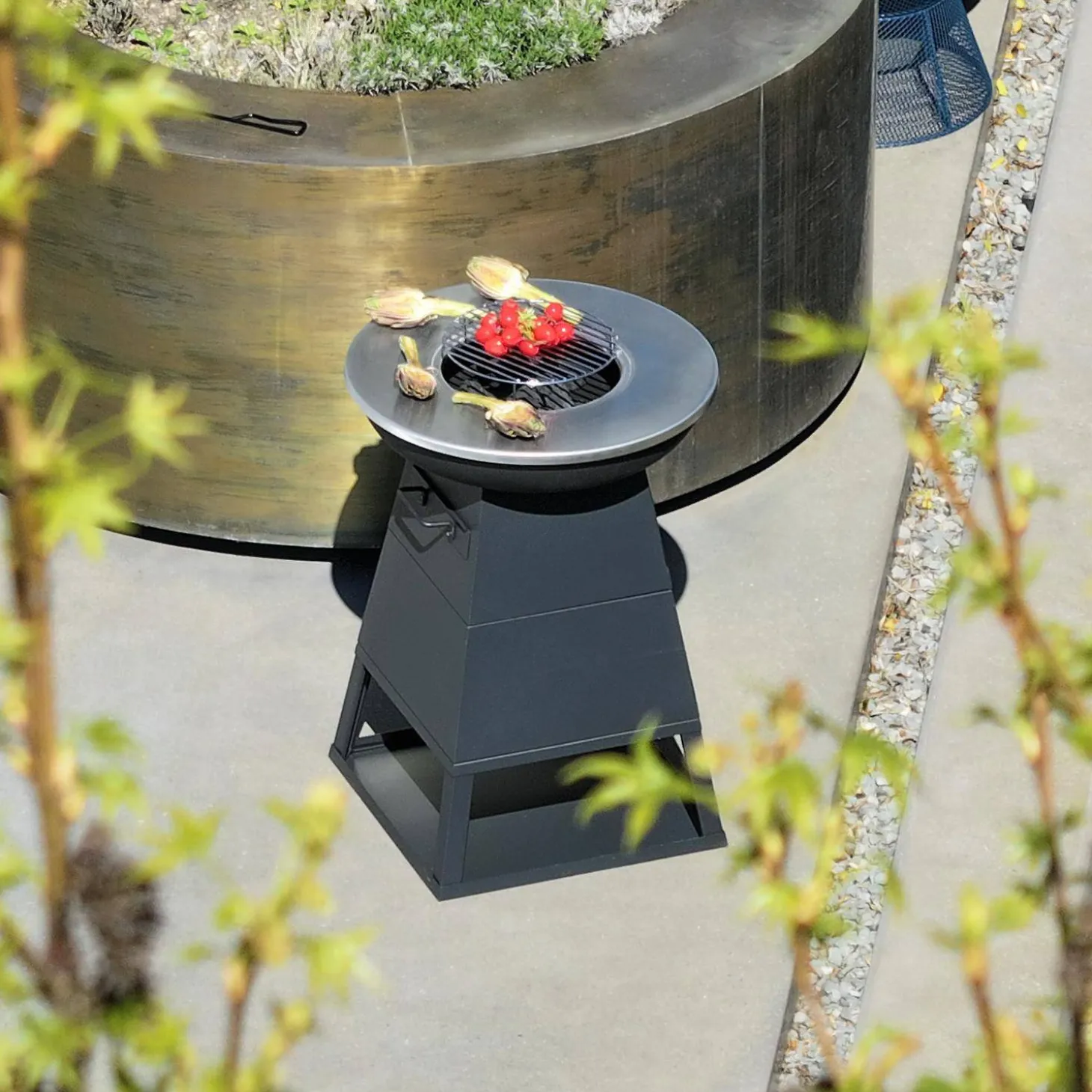 Brasero barbecue Ø59cm met opbergruimte