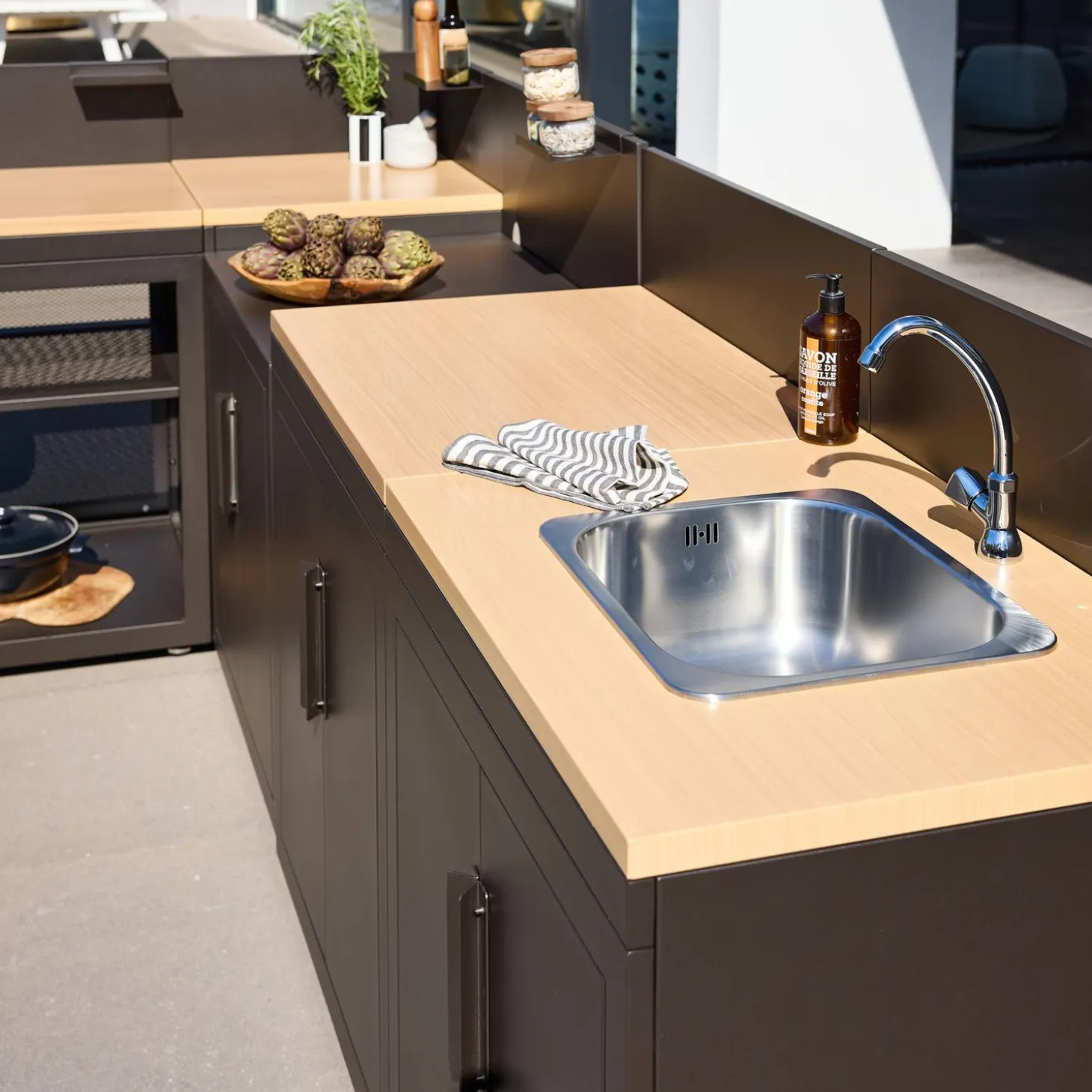 Buitenkeuken 5 modules staal en houtdecor