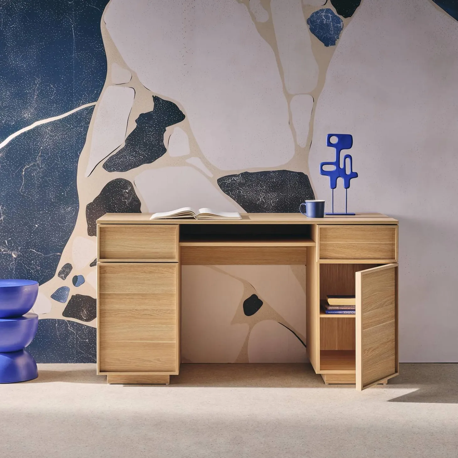 Bureau houteffect bureau 2 deuren 2 laden 1 nis 140cm