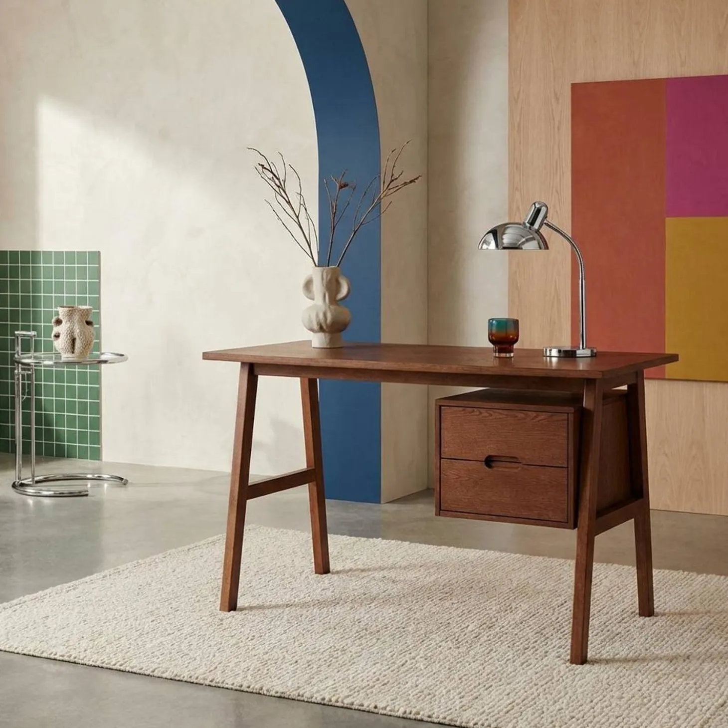 Bureau met 2 laden rubberhout en eikenfineer