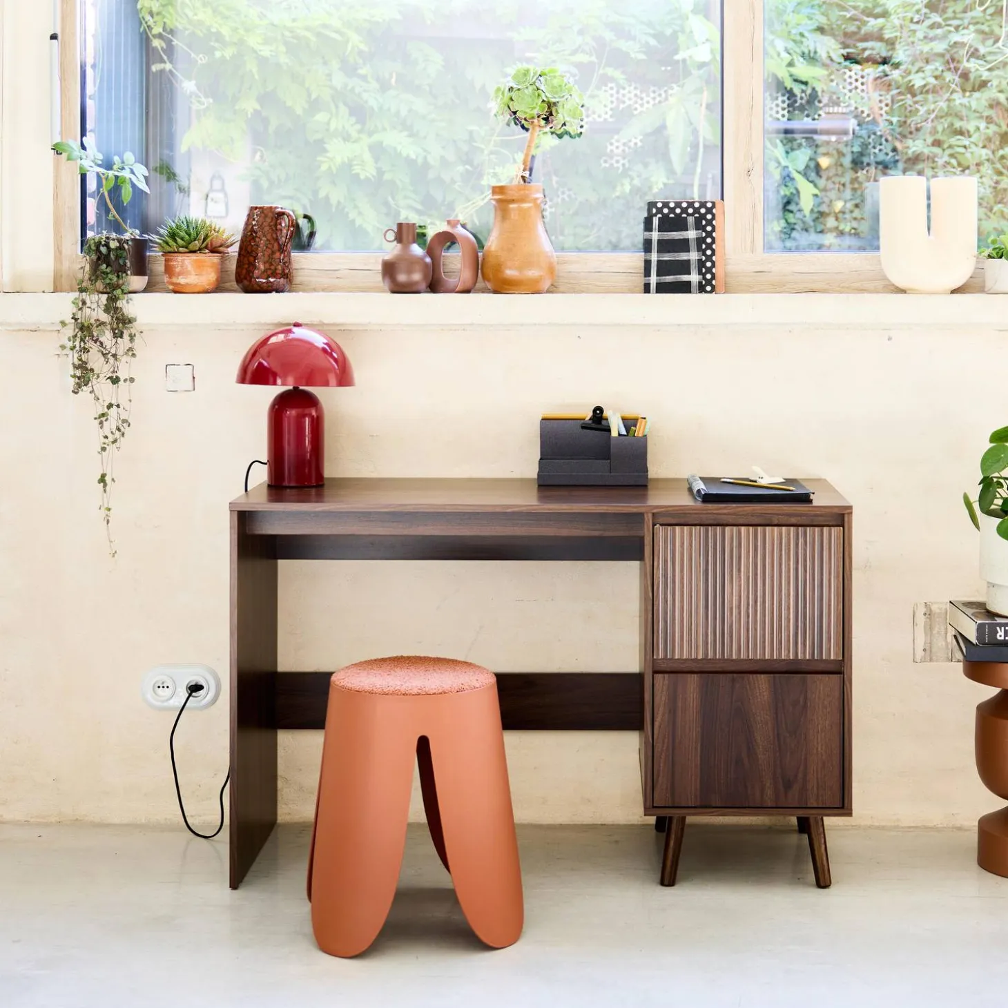 Bureau met 2 lades in Scandinavische stijl