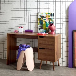 Bureau met 2 lades in walnootkleurig hout