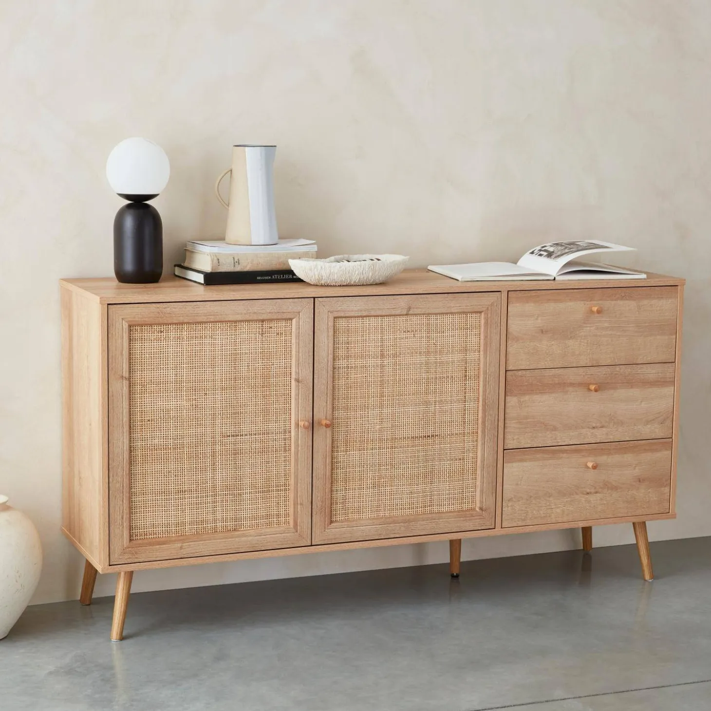 Dressoir met 2 deuren 3 lades houtdecor en rotan 150cm