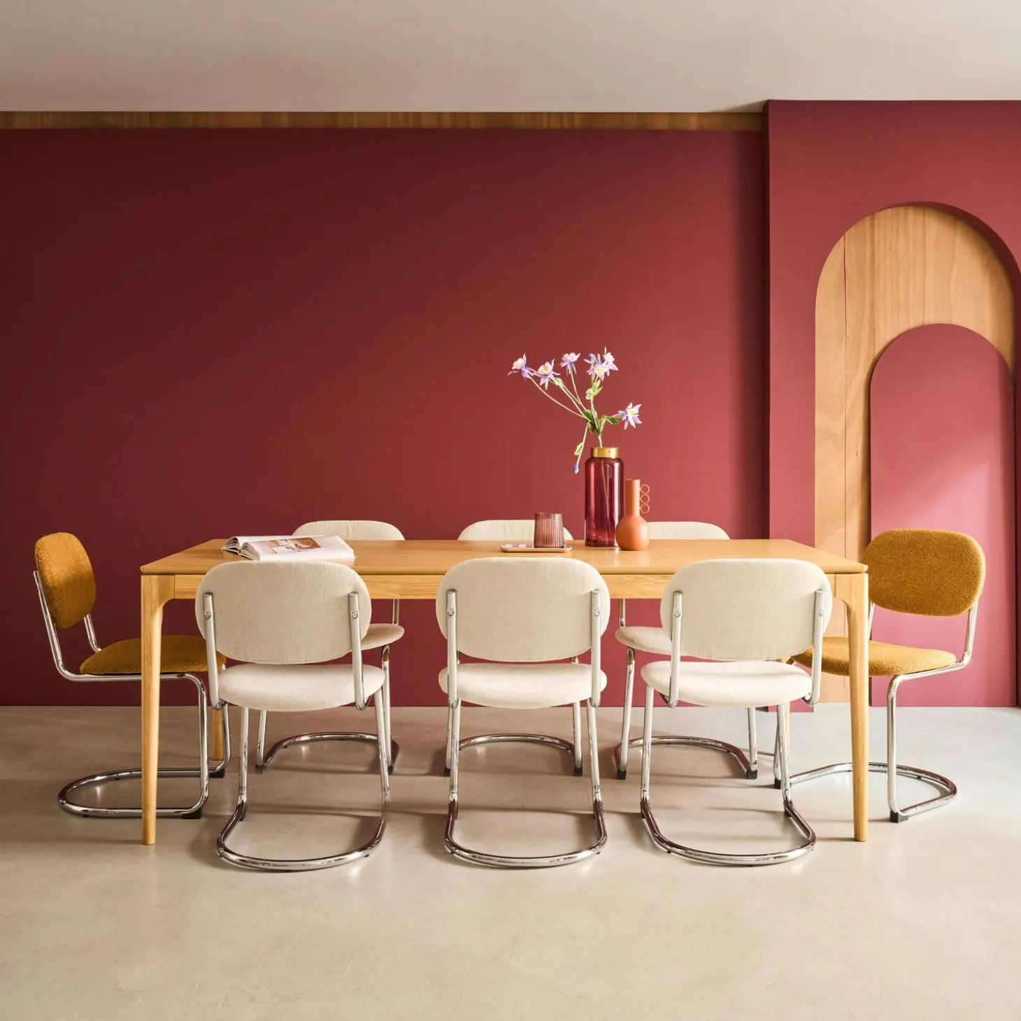 Eettafel rechthoekig rubberhout en essenfineer 8 plaatsen