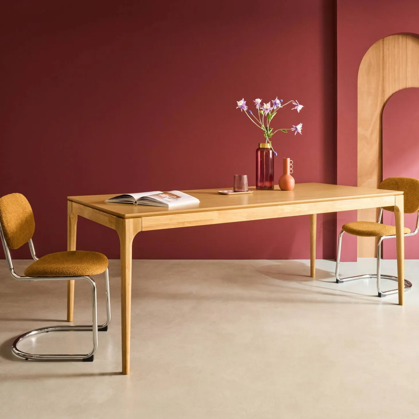 Eettafel rechthoekig rubberhout en essenfineer 8 plaatsen