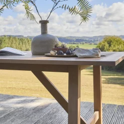 Eucalyptus houten tuintafel voor 8 personen