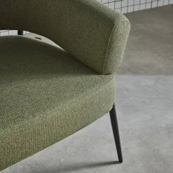 Fauteuil stof gebogen rugleuning metalen frame