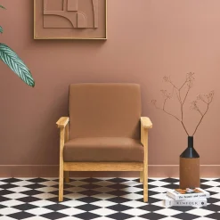 Fauteuil van hout met corduroy zitting