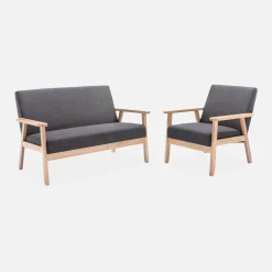 Fauteuil van hout met stoffen zitting