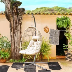 Hangend ei van staal, rotan, polyester