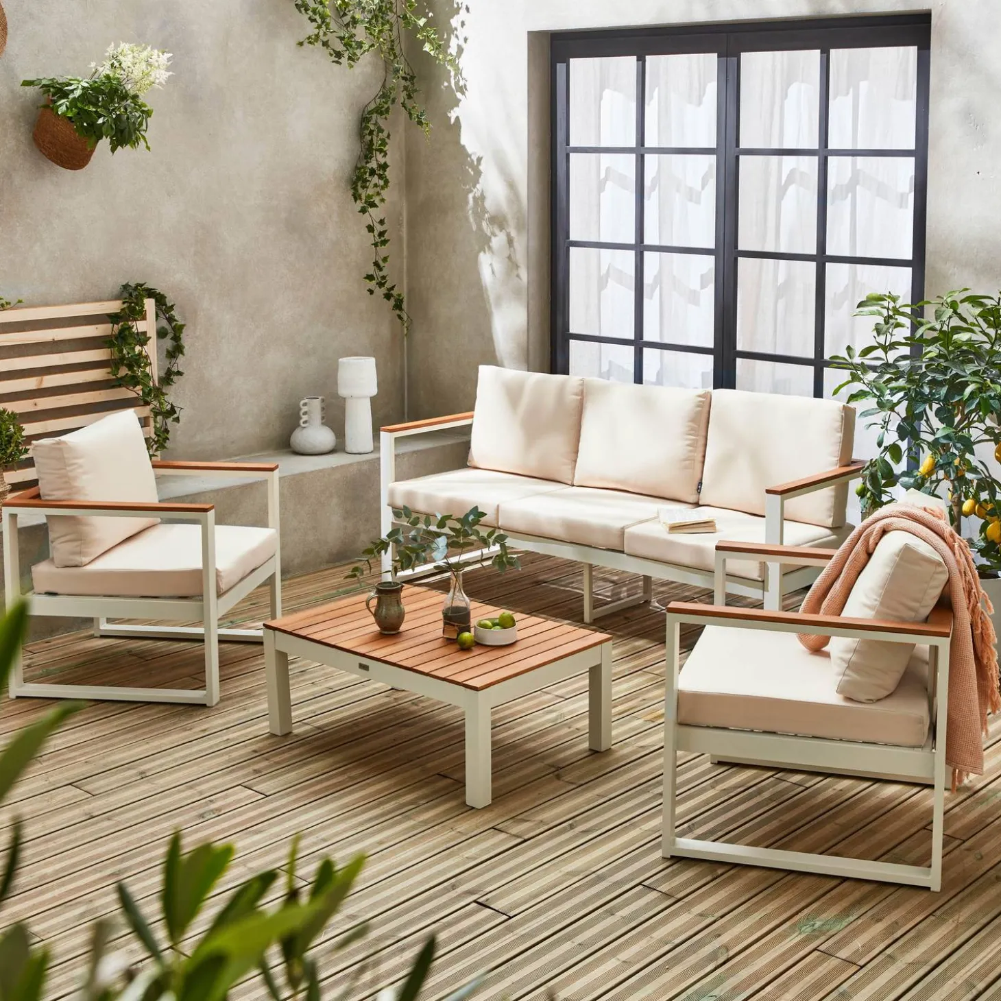Houten en aluminium loungeset voor 5 personen