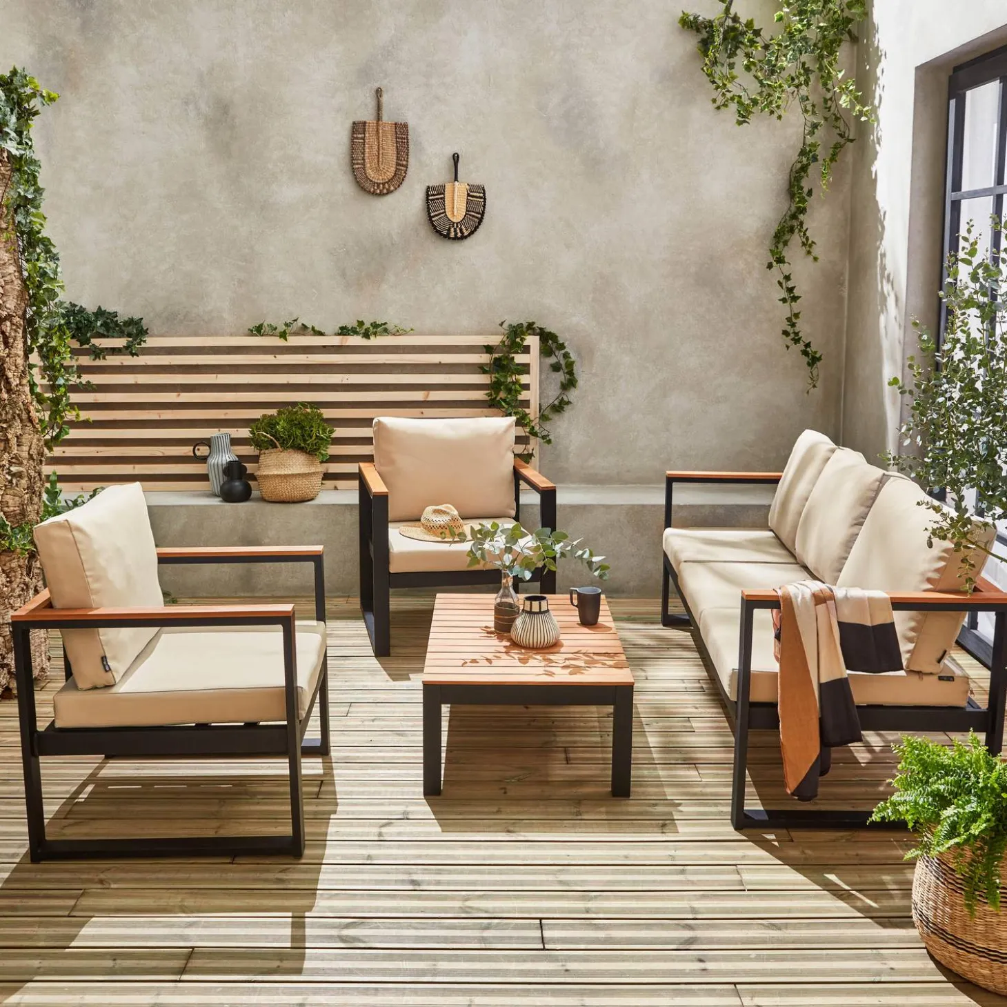 Houten en aluminium loungeset voor 5 personen