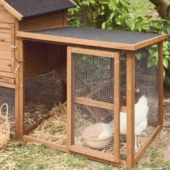 Houten kippenhok met ren voor 4 kippen