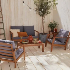 Houten loungeset, 4 zitplaatsen