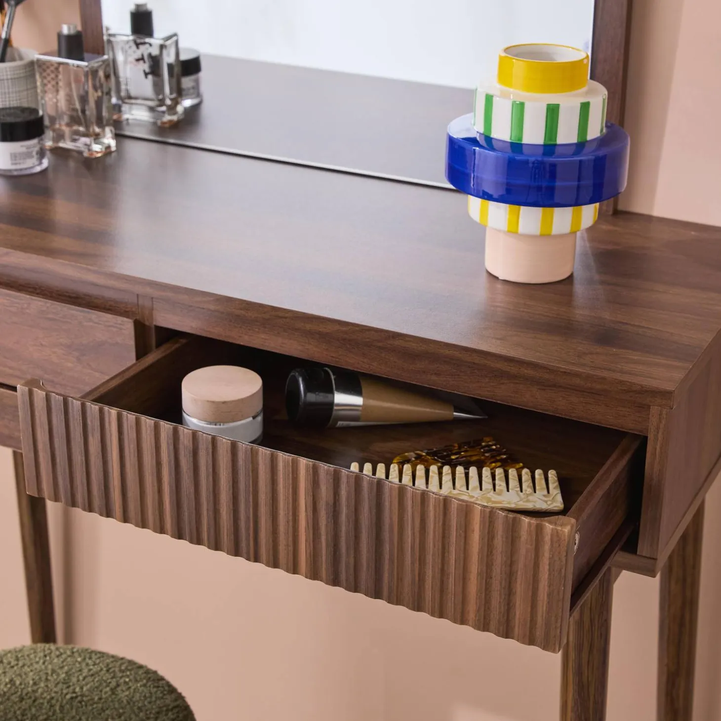 Kaptafel met hout decor, ronde spiegel, 2 lades, 90 cm.
