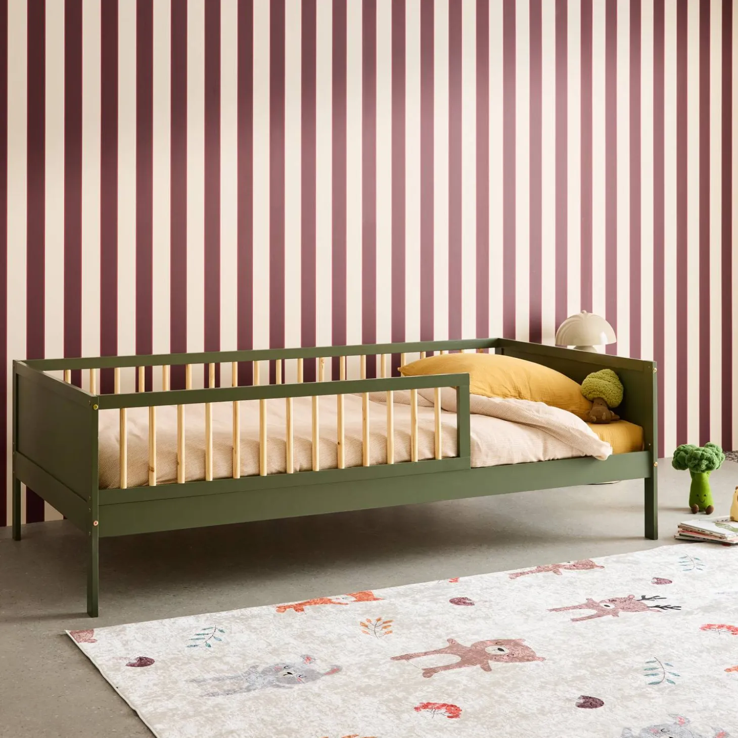 Kinderbed 90 x 190 cm grenenhout lattenbodem inbegrepen
