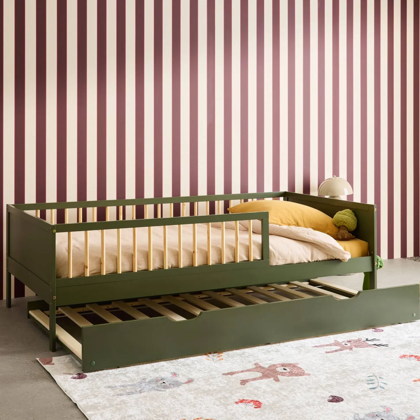 Kinderbed 90x190cm met lattenbodem en logeerlade dennenhout