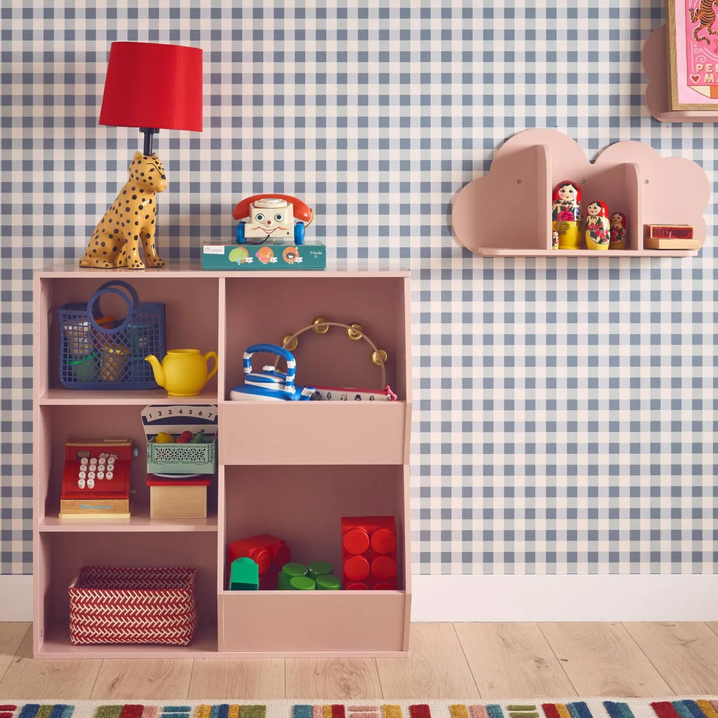 Kinder opbergkast, 3 legplanken en 2 opbergruimtes