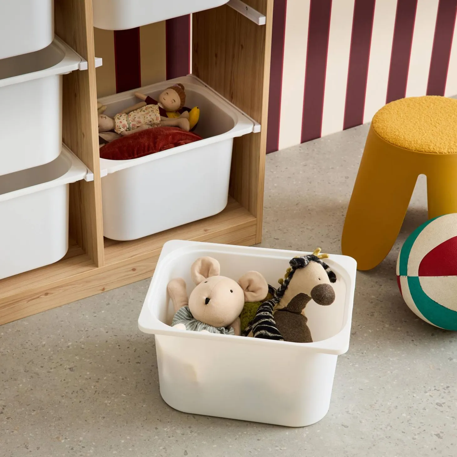 Kinderopbergmeubel met 6 opbergbakken