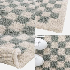 Lichtblauw en crèmekleurig geruit interieur tapijt