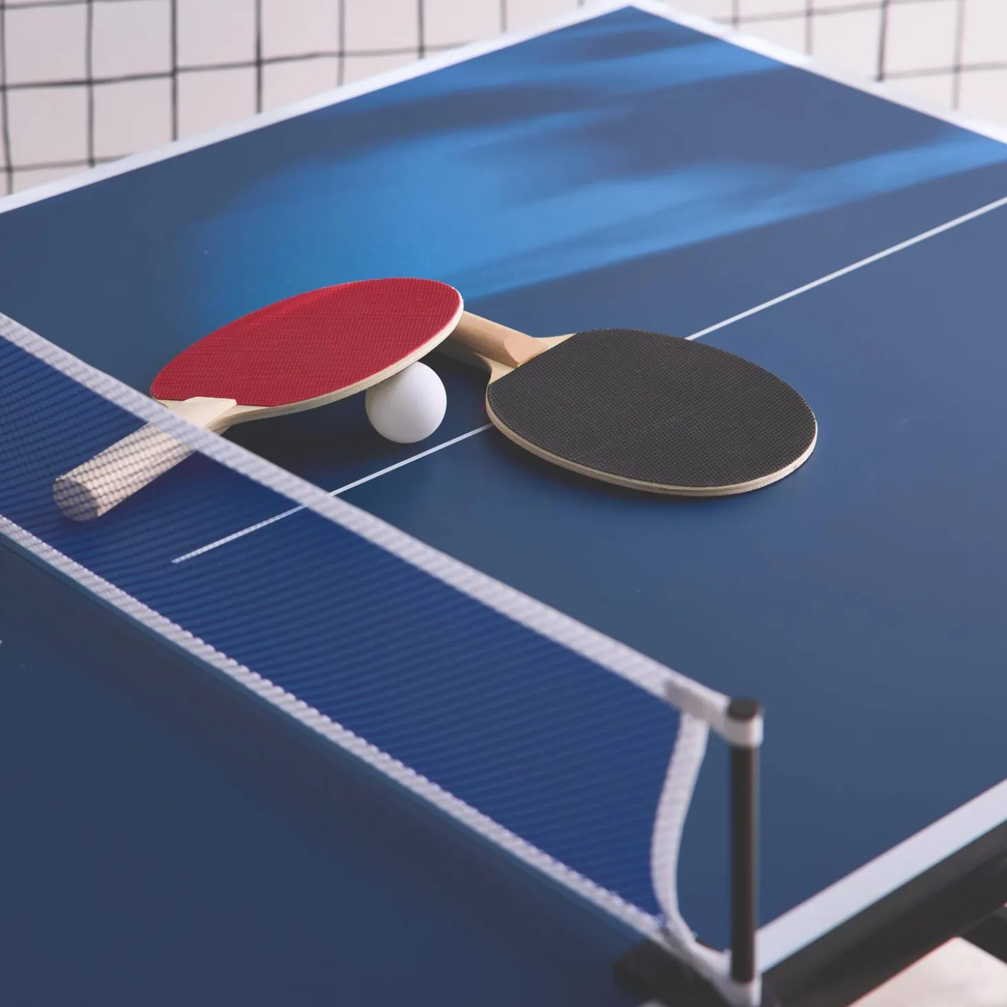 Mini opvouwbare binnen tafeltennistafel, met 2 rackets en 3 balletjes