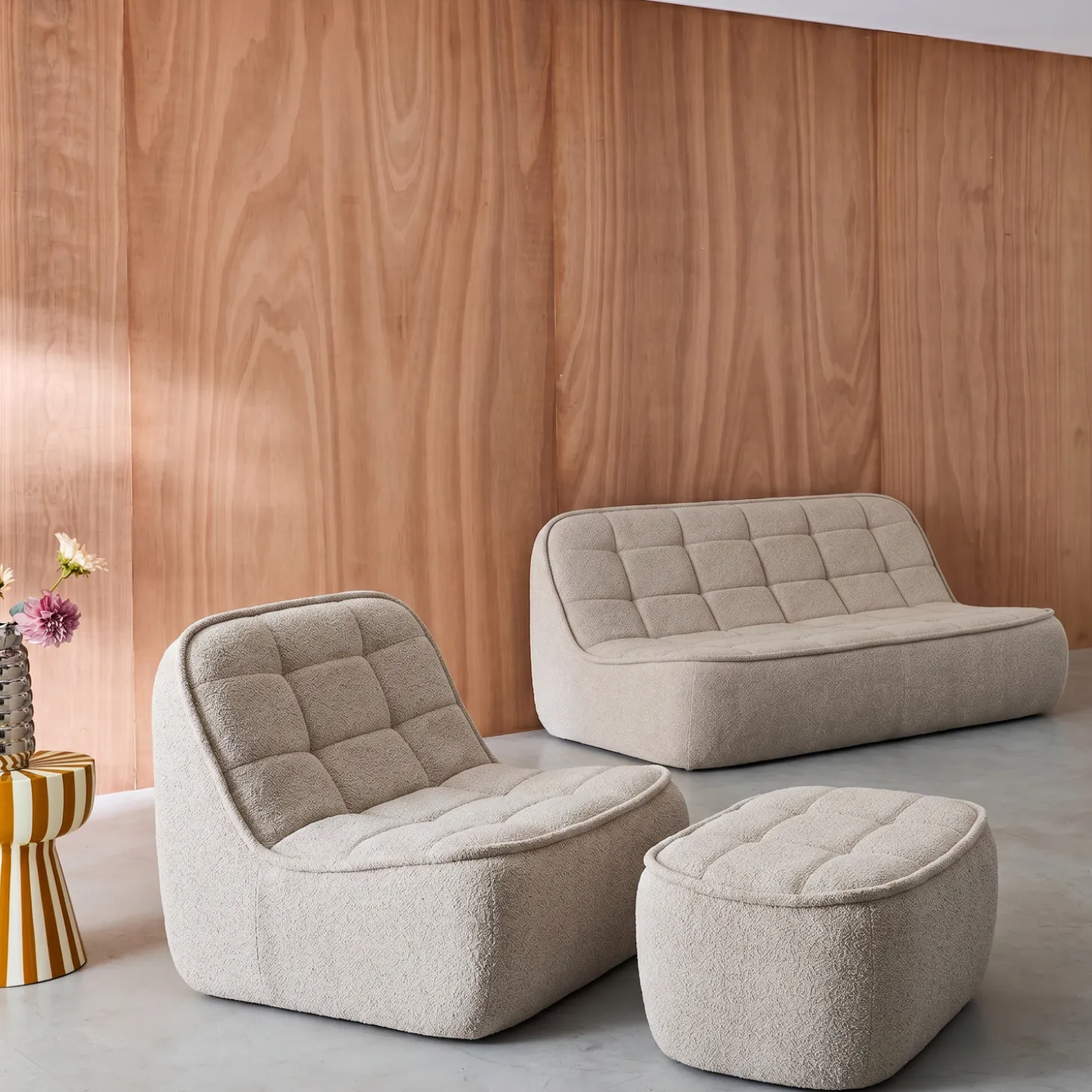 Modulaire bank bouclé stof 3 zitplaatsen + voetenbank
