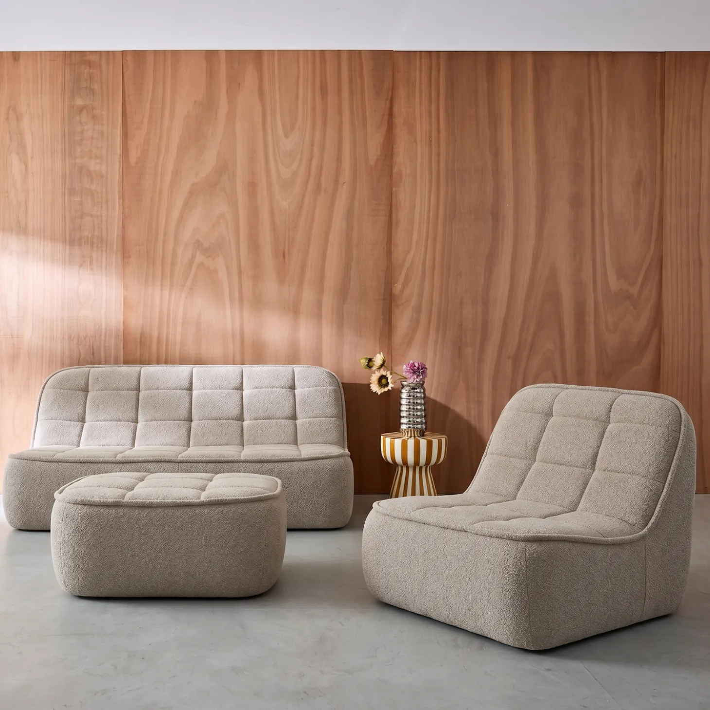 Modulaire bank bouclé stof 3 zitplaatsen + voetenbank