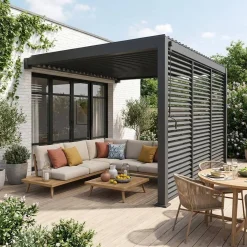 Muurpergola met lamellendak 4x3m met 3 lamellenwanden 130cm