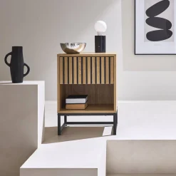 Nachtkastje in hedendaagse stijl met geribbelde houtlook en 1 lade