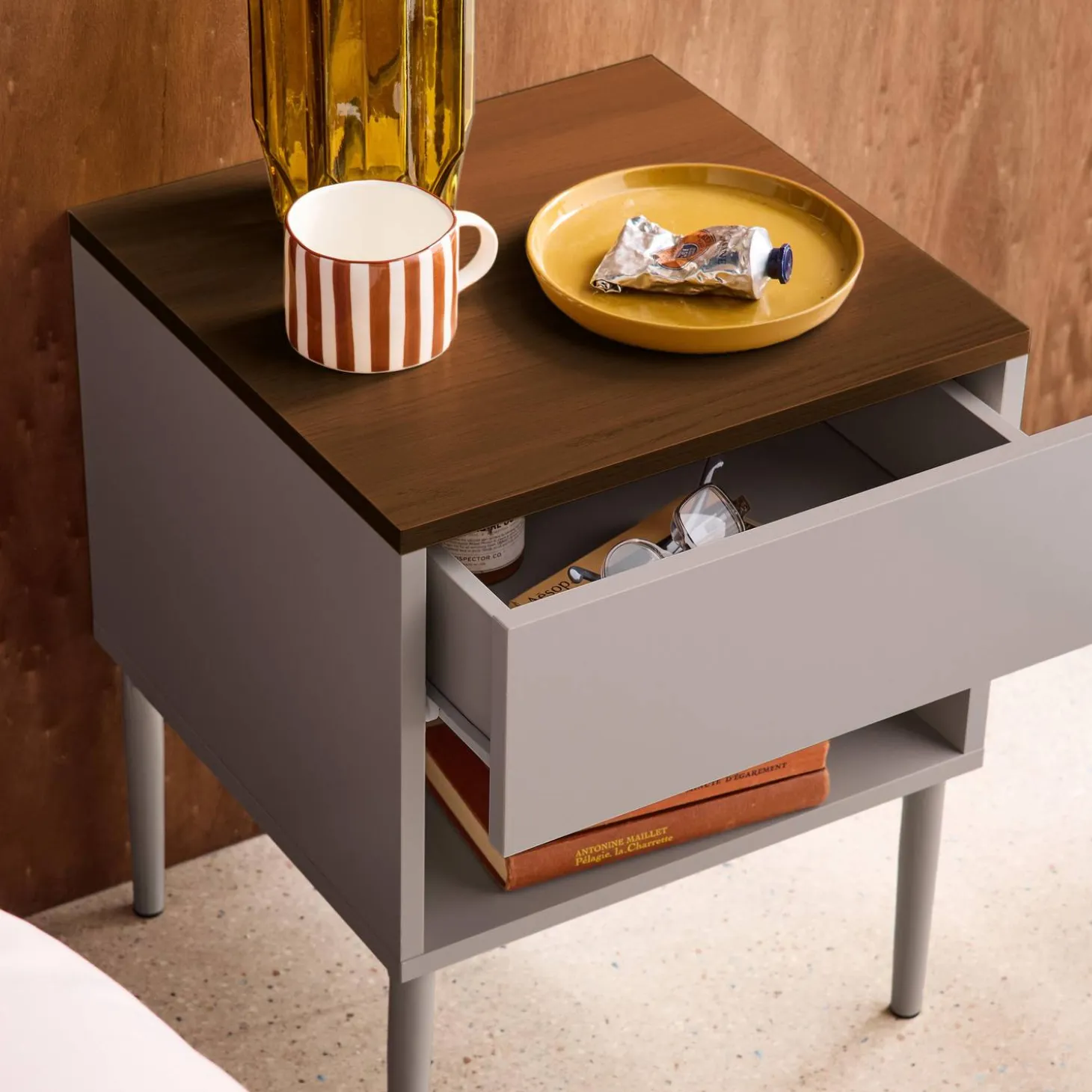Nachtkastjes met lade en nisje metaal en houtdecor (set van 2)