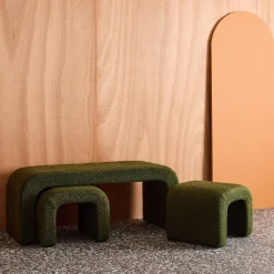 Nestbank met krukjes bouclé