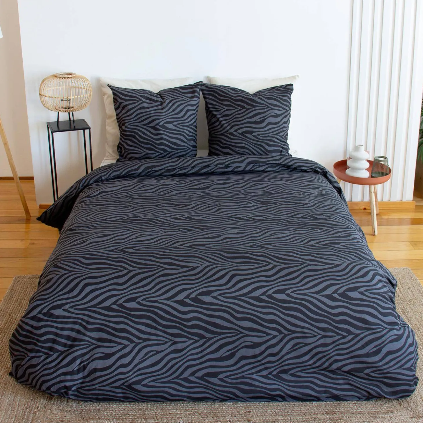 Omkeerbaar tweepersoons beddengoed met zebraprint katoen zwart