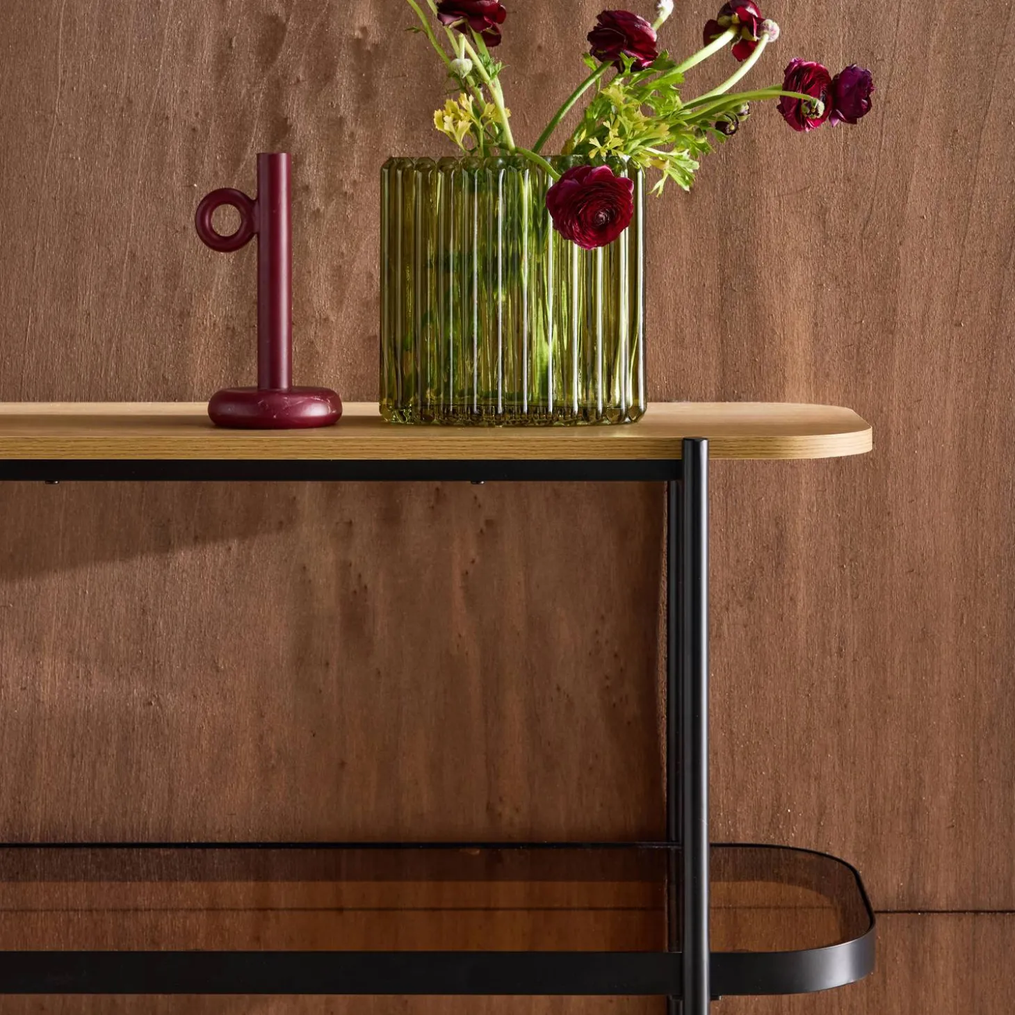 Open kast met 5 niveaus metaal houtdecor en gehard glas