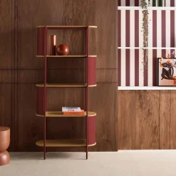 Open kast 5 niveaus gebogen metaal en houtdecor