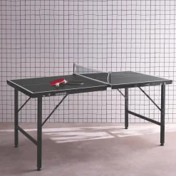 Opklapbare mini-tafeltennistafel voor binnen met 4 batjes en 6 ballen