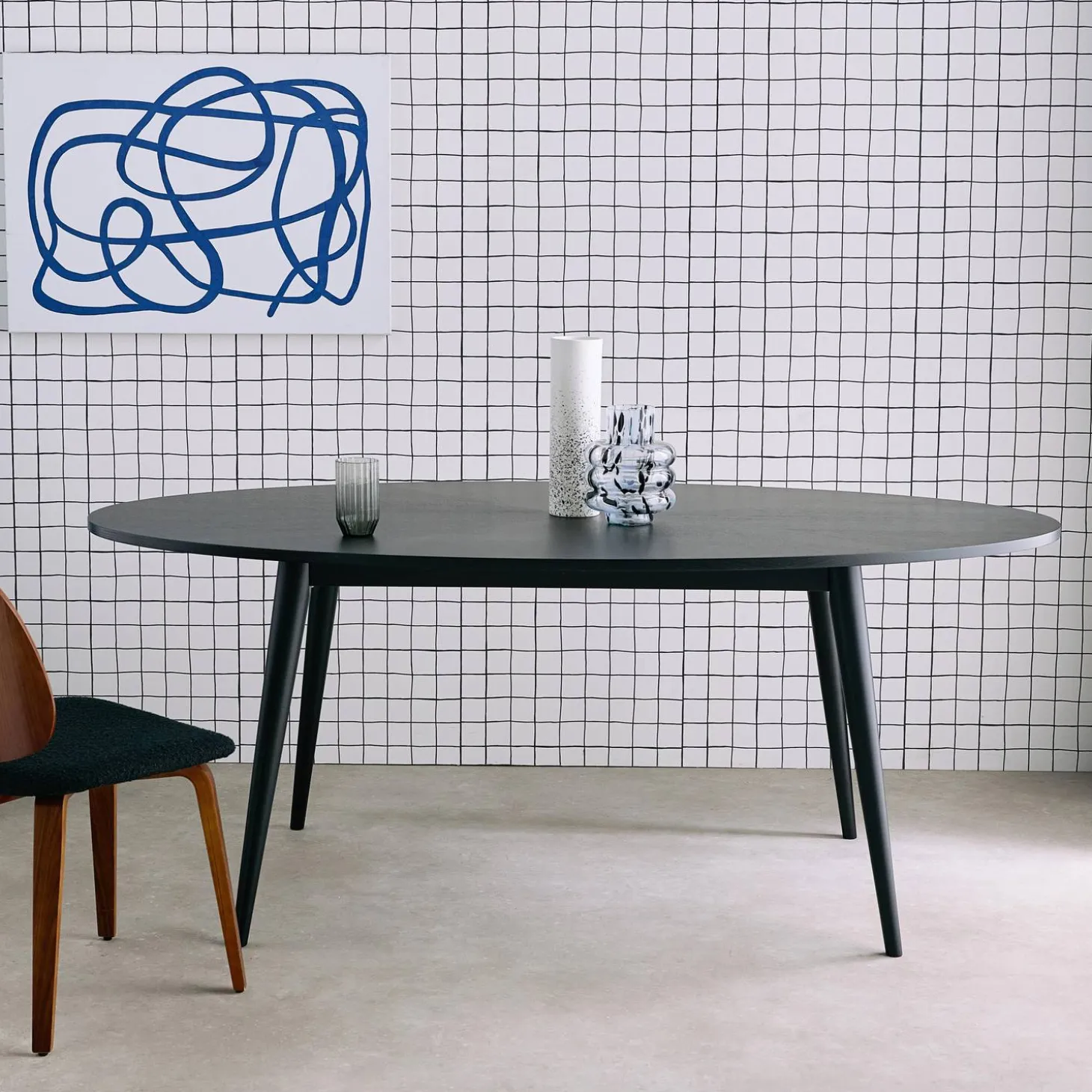 Ovale eettafel van rubberhout en eikenfineer, 6 plaatsen
