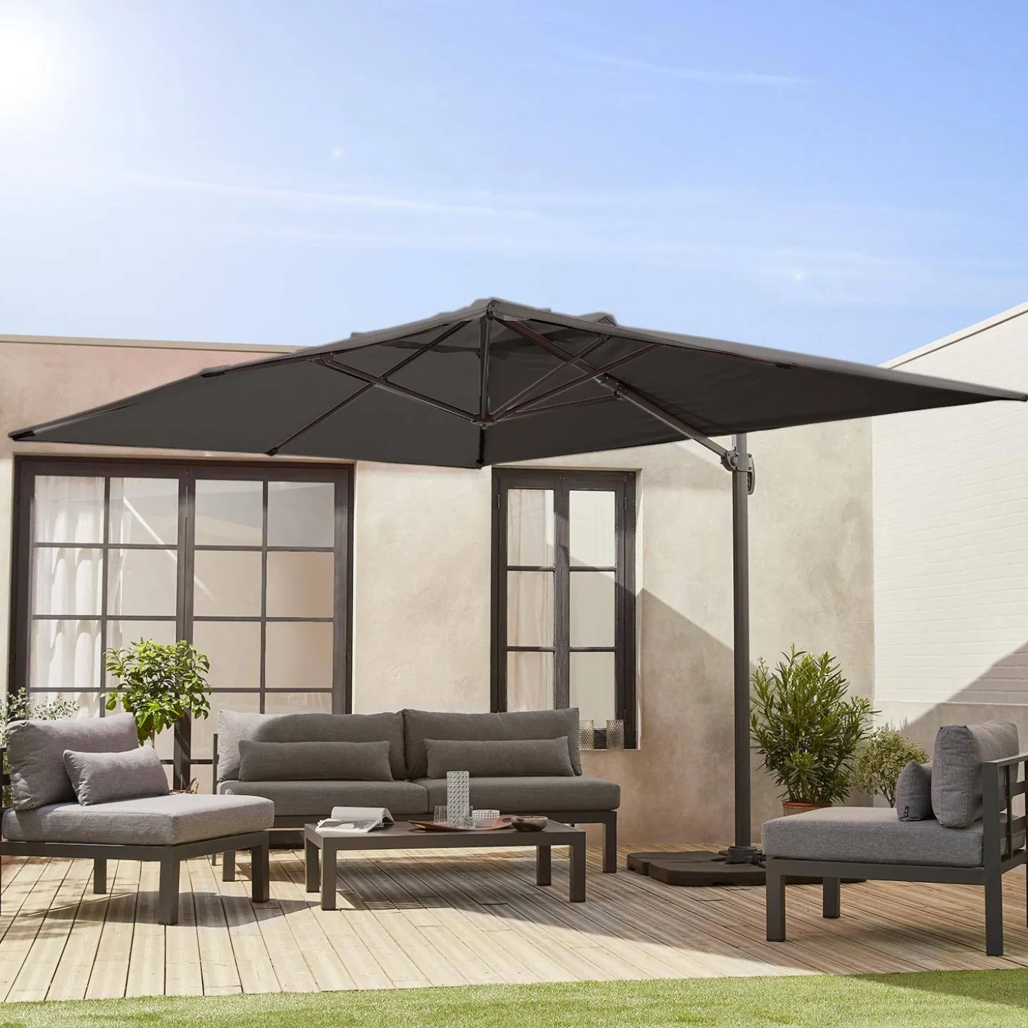 Rechthoekige parasol 3x4m + verzwaarde tegels 50x50cm
