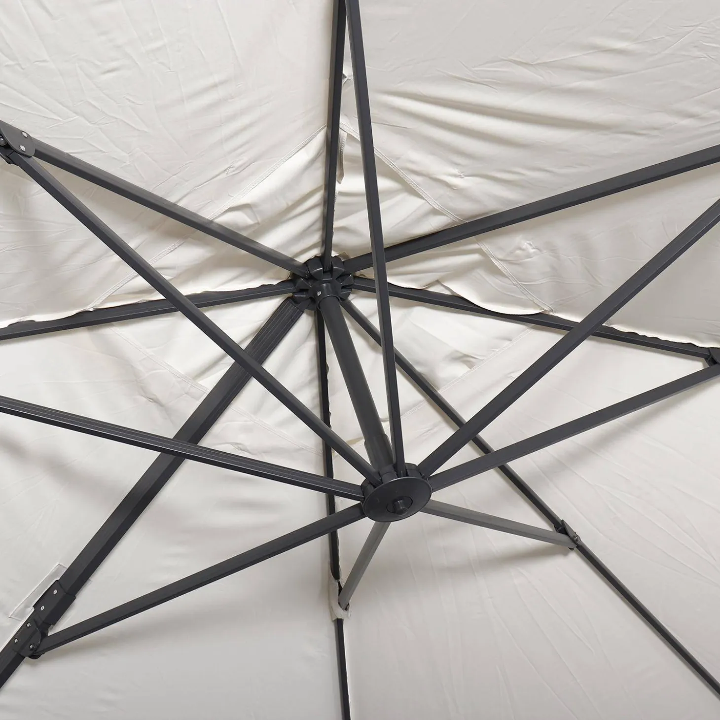 Rechthoekige parasol 3x4m + verzwaarde tegels 50x50cm