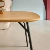 Rechthoekige salontafel eikeneffect met zwarte metalen poten